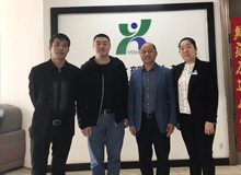 東鰲鹿業(yè)醫(yī)藥事業(yè)部總經(jīng)理趙兵一行拜訪永新堂大藥房連鎖有限公司、醫(yī)藥大廈連鎖有限公司