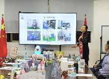 東鰲鹿業(yè)集團(tuán)董事長(zhǎng)一行人參會(huì)免疫養(yǎng)生推廣中心