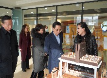 市人大常委會第三工作組到訪東鰲鹿業(yè)集團開展調(diào)研